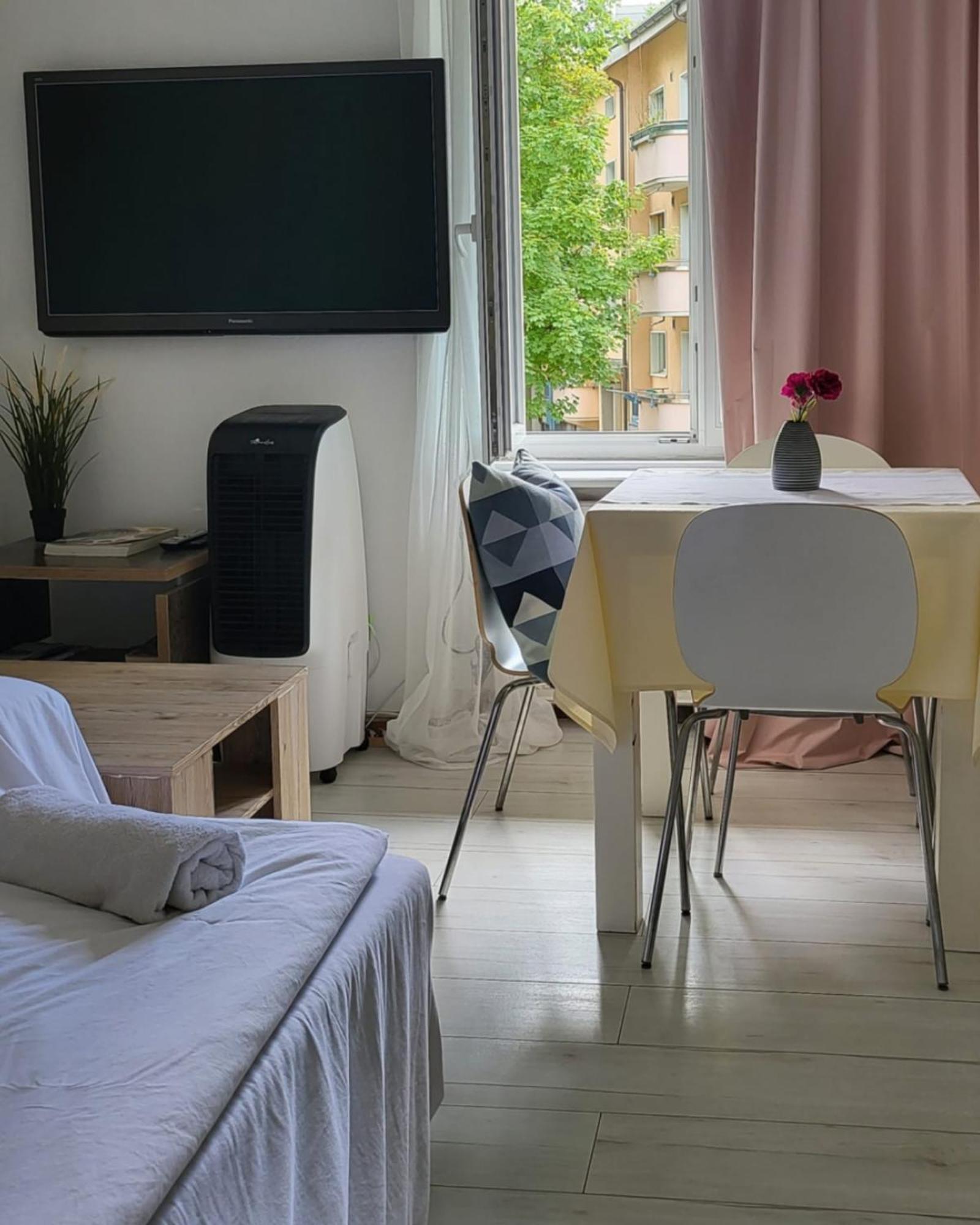Bastis Central Guesthouse Lucerne City Exterior photo